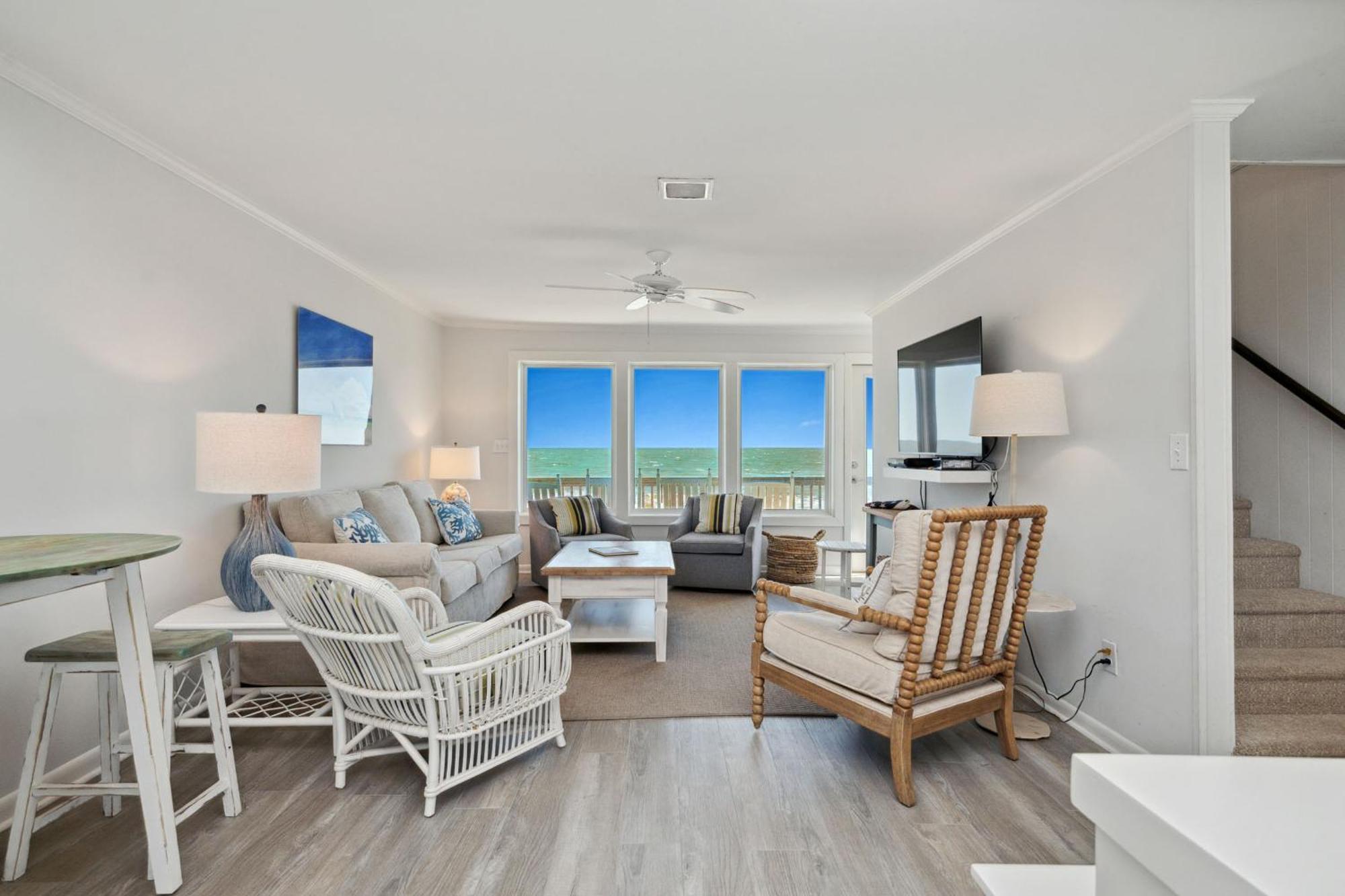 Re-Juvenated Villa Oak Island Luaran gambar