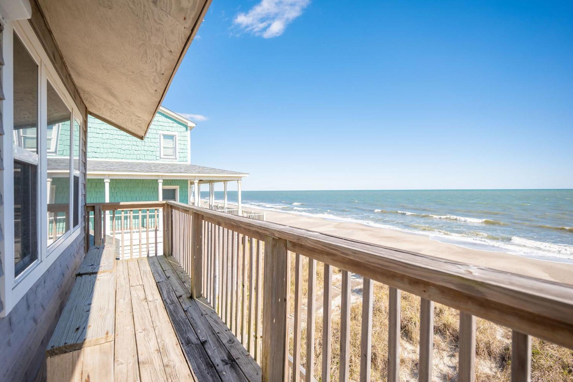 Re-Juvenated Villa Oak Island Luaran gambar